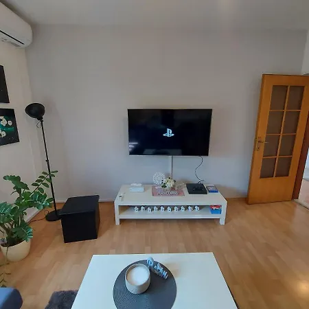 Luce Apartment *